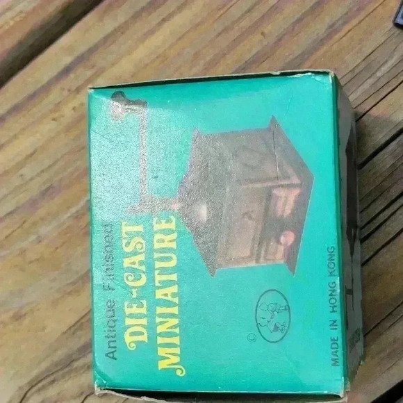 Antique Finish Miniature Pencil Sharpener Coffee Grinder by Durham Industries - Picture 8 of 12